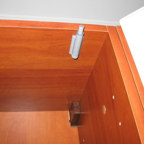 Доводчик КАЛИБРА