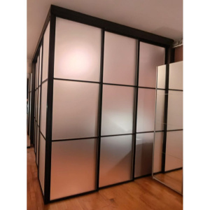 Раздвижные перегородки в проем 4в 1 угловая 3000х2700/4000х2700 черный/стекло сатинат