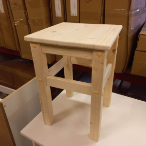 Табурет для покраски