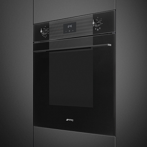 Встраиваемый духовой шкаф SMEG SF6100VB3RU