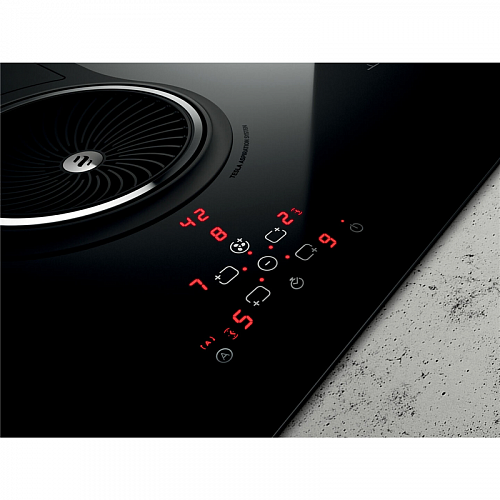 Встраиваемые индукционные панели ELICA NIKOLATESLA HP BL/A/83-PRF0120975B