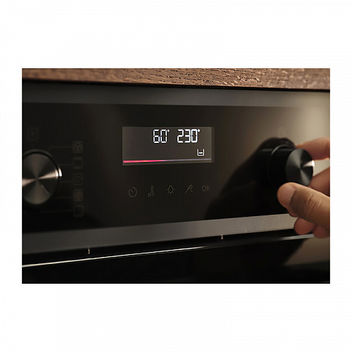 Встраиваемый духовой шкаф Electrolux EVL6E49X