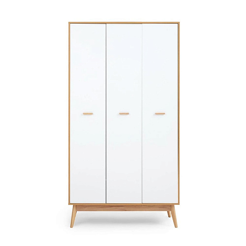 Шкаф трехдверный Калгари Дуб светлый натуральный/Белый матовый