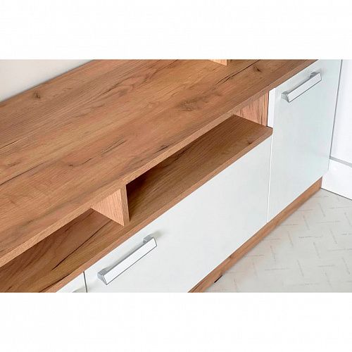 Стенка Токио дуб крафт золотой/белое дерево