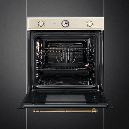 Встраиваемый духовой шкаф SMEG SFP67C1TPO