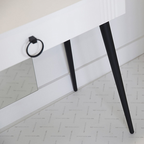 Туалетный столик Ева 2 белое дерево/белый матовый