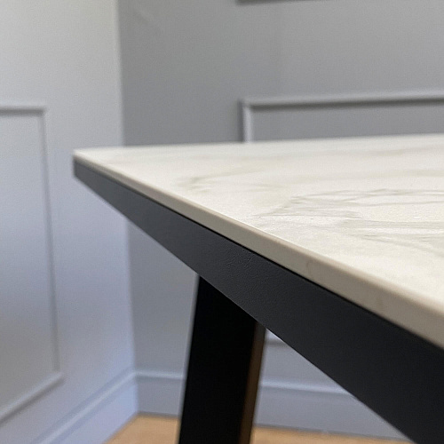 Стол обеденный Kenner AK1200 черный/керамика GLORIA WHITE