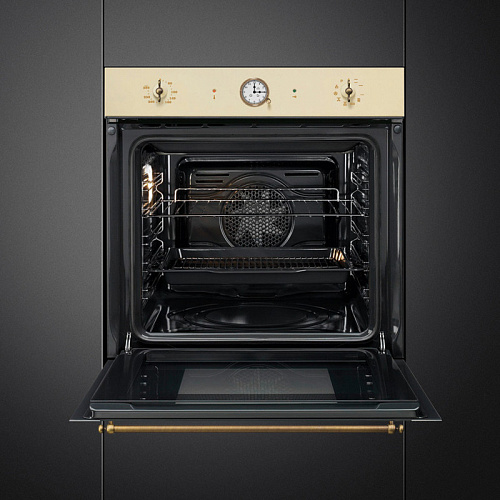 Встраиваемый духовой шкаф SMEG SFP68C1TPO
