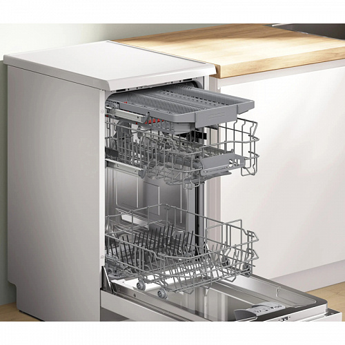 Отдельностоящая посудомоечная машина Bosch SPS4HMW64Q